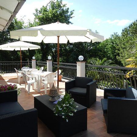 B&B Villa Maria Terni Bagian luar foto