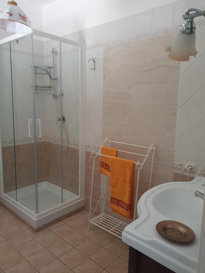 B&B Villa Maria Terni Bagian luar foto