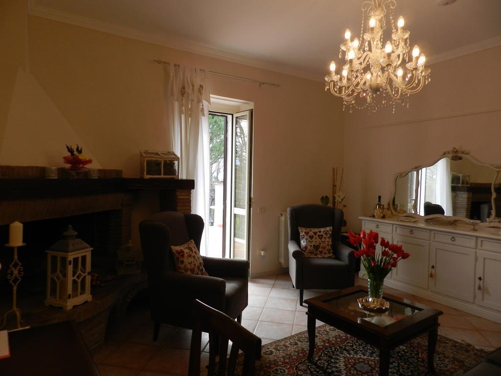 B&B Villa Maria Terni Bagian luar foto